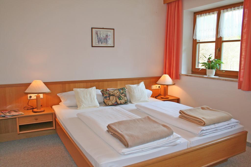 Ferienhaus Am Roemerweg Klais Kültér fotó