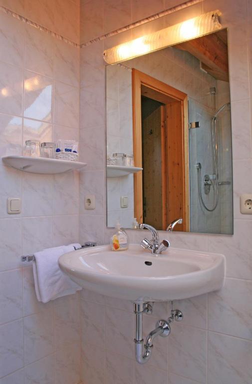 Ferienhaus Am Roemerweg Klais Szoba fotó