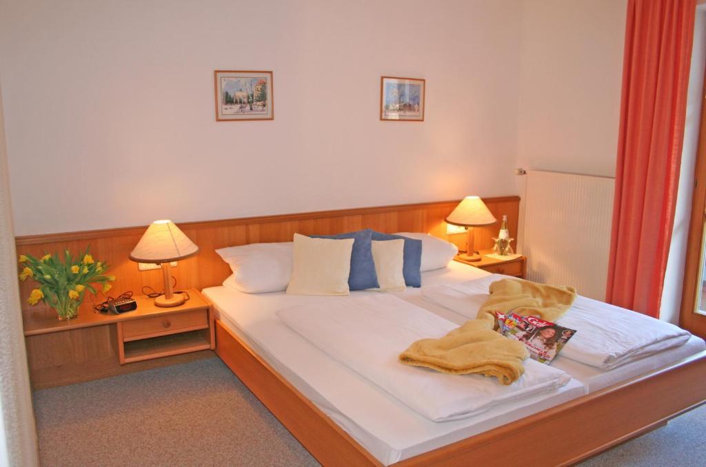 Ferienhaus Am Roemerweg Klais Szoba fotó