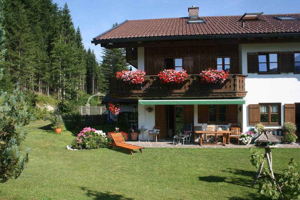Ferienhaus Am Roemerweg Klais Kültér fotó